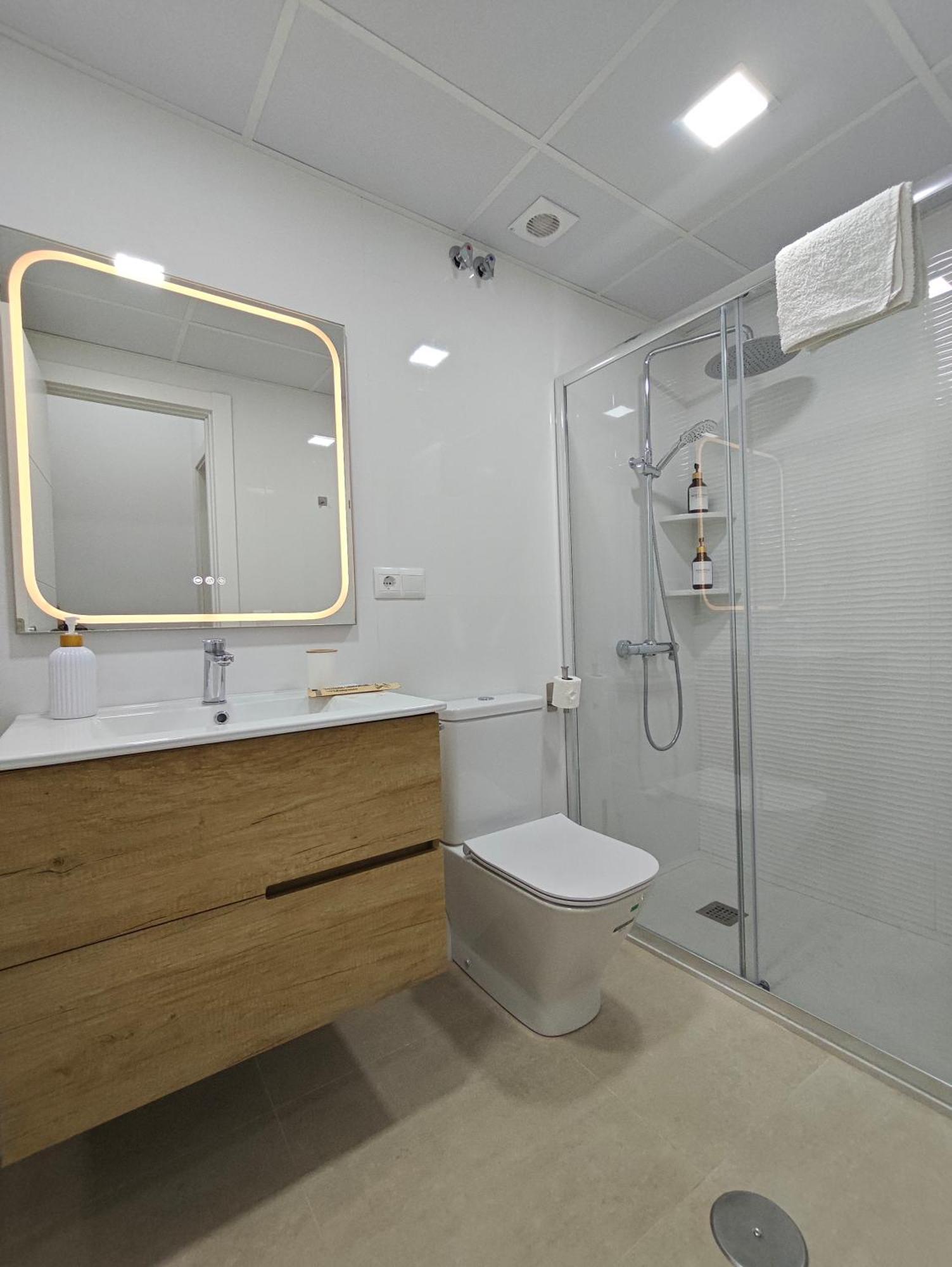 Precioso Apartamento Junto Al Casco Historico Malaga Exterior photo